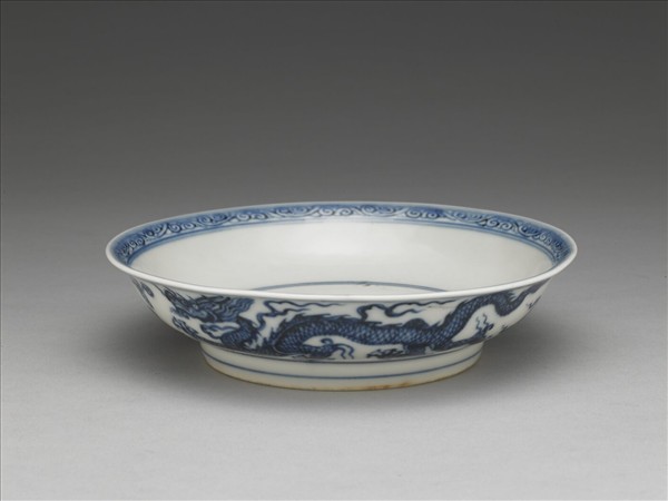 青花雙龍戲珠紋碗