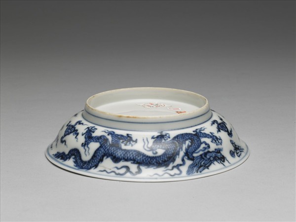 青花雙龍戲珠紋碗