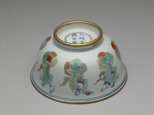 鬥彩八仙祝壽圖碗