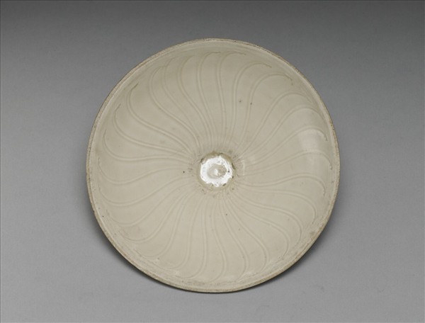 定窯 白瓷劃花斗笠碗