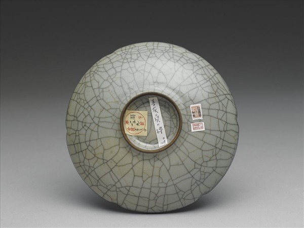 哥窯 青瓷葵口盤