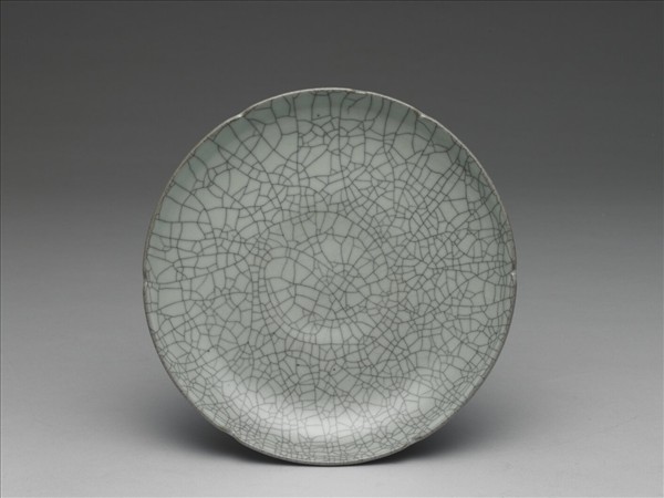 哥窯 青瓷葵口盤