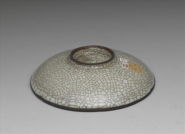 哥窯 青瓷葵口盤