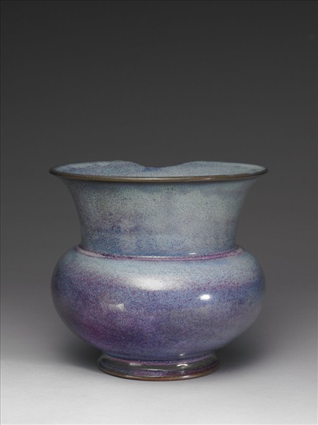 鈞窯 葡萄紫釉渣斗式花盆