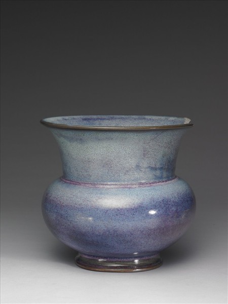 鈞窯 葡萄紫釉渣斗式花盆
