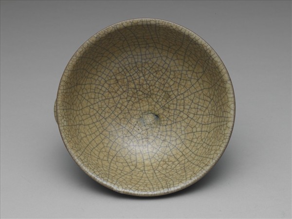 哥窯 米黃釉雙耳碗