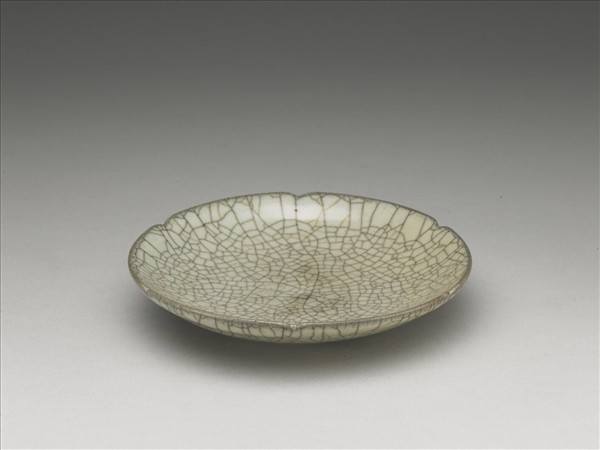 哥窯 青瓷葵口盤