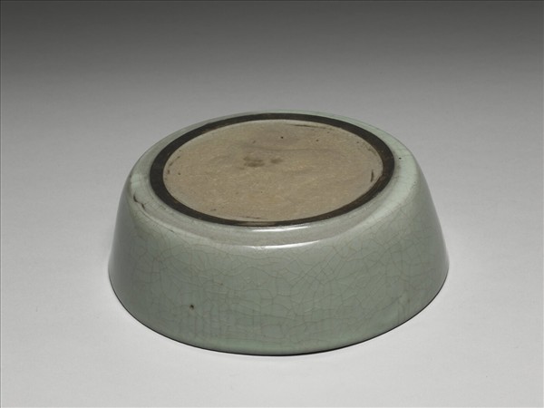 官窯 青瓷印花龍紋洗