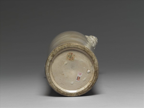 漳州窯 白瓷獸耳瓶