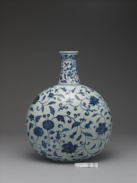 青花四季花卉紋扁壺