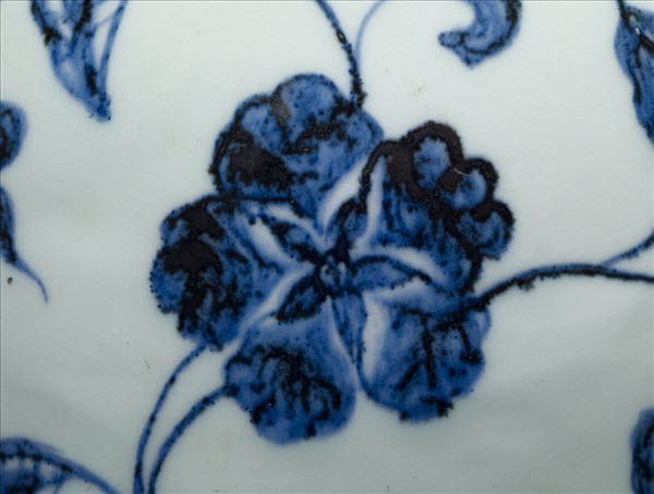 青花四季花卉紋扁壺