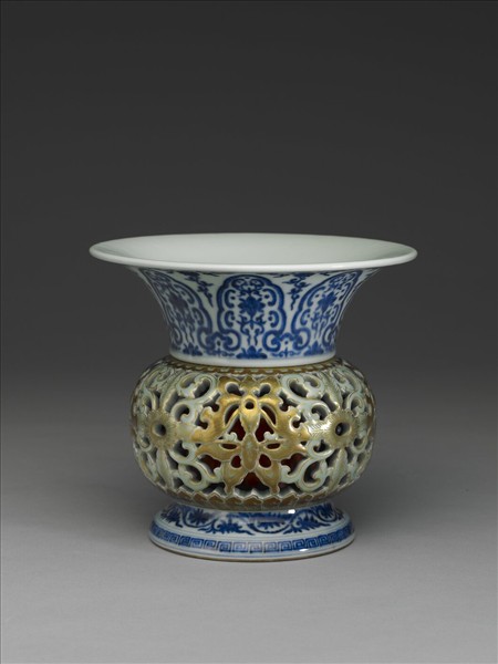 青花描金轉心渣斗