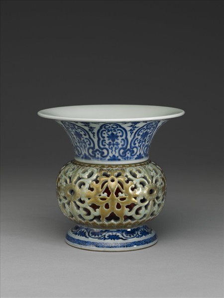 青花描金轉心渣斗