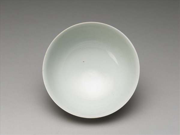 琺瑯彩黃地牡丹紋碗