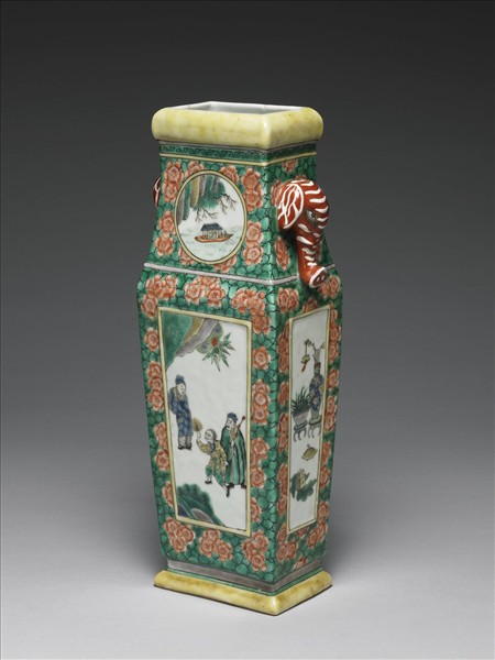 五彩人物象耳方瓶