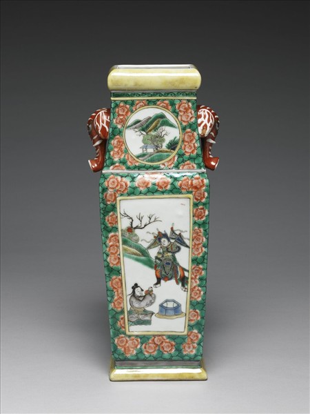 五彩人物象耳方瓶