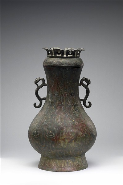 垂鱗紋壺
