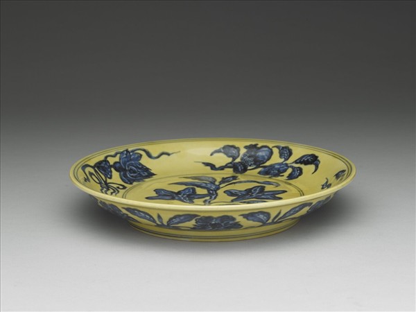 黃釉青花花果盤