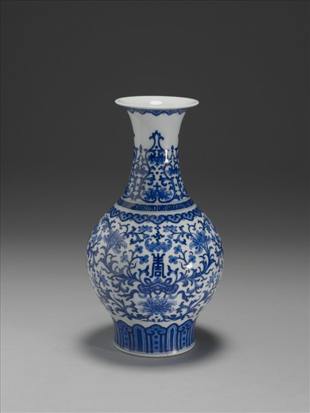 青花萬壽福慶花卉紋瓶