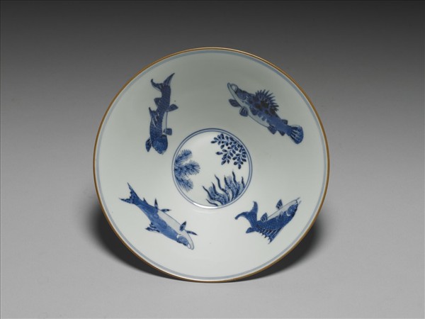 青花魚藻紋碗