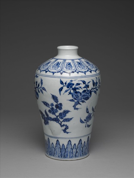 青花四季花果紋梅瓶