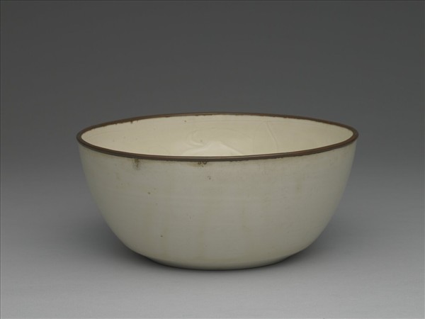 定窯 白瓷劃花萱草紋洗