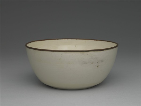 定窯 白瓷劃花萱草紋洗