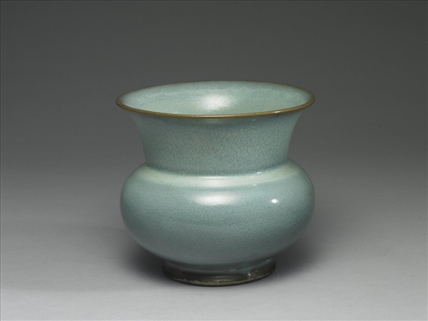 鈞窯 天藍釉渣斗式盆