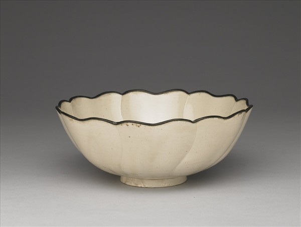 定窯 白瓷葵式盞