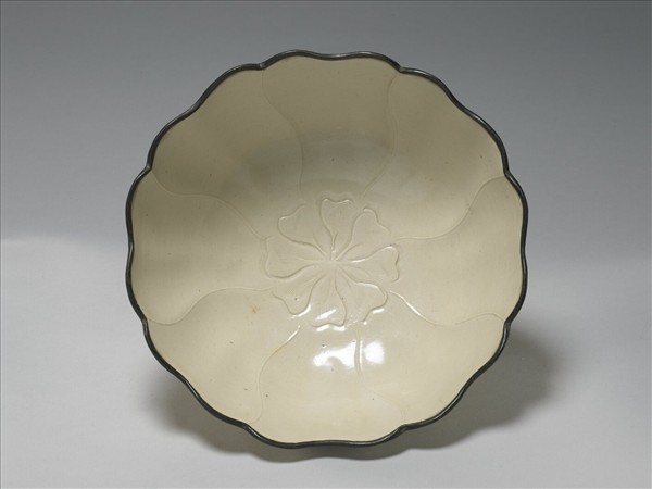 定窯 白瓷葵式盞