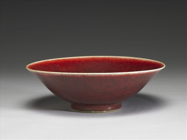 霽紅釉碗