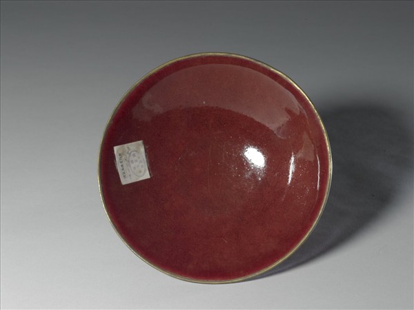 霽紅釉碗