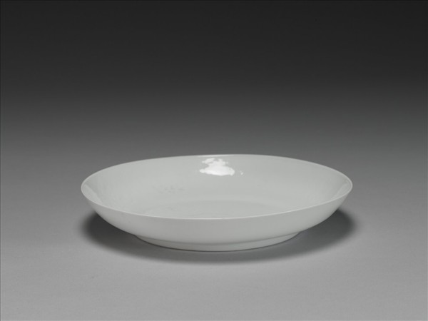 甜白半脫胎九龍盤