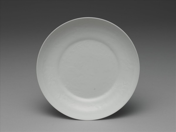 甜白半脫胎九龍盤