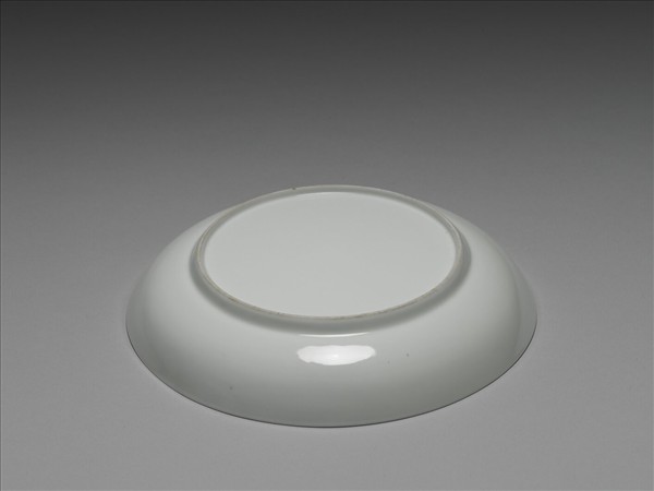 甜白半脫胎九龍盤