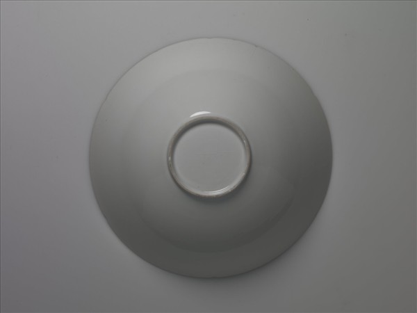 甜白半脫胎龍紋葵口碗