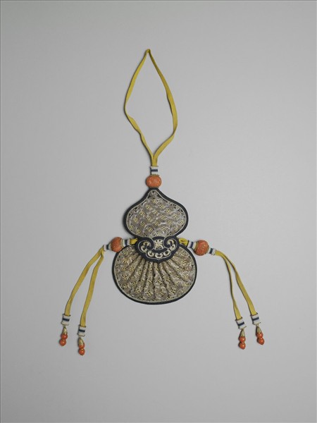 壓金銀絲蒲蘆式荷包