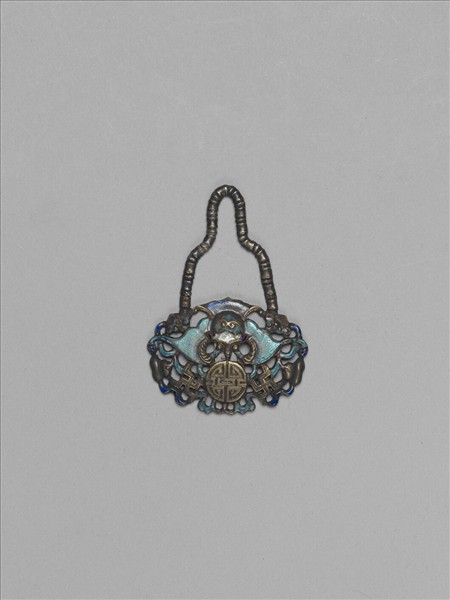 燒藍福壽花籃形銀飾件