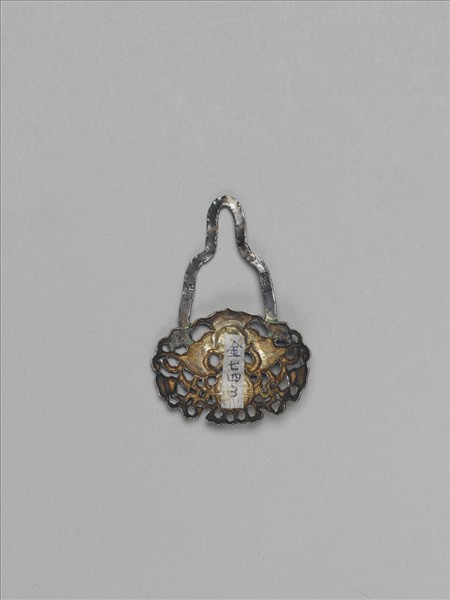 燒藍福壽花籃形銀飾件