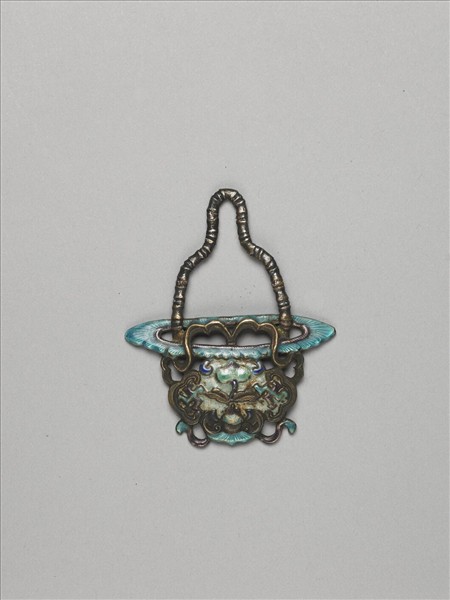 燒藍福壽花籃形銀飾件