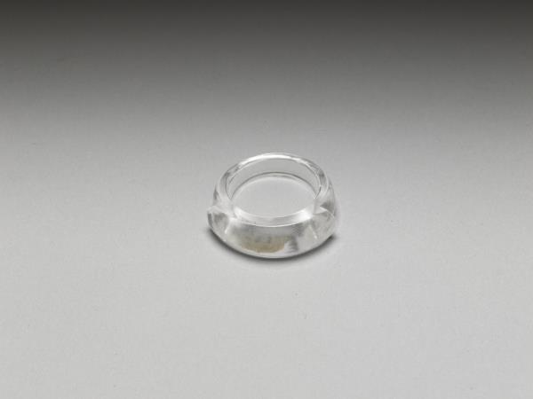 水晶戒指