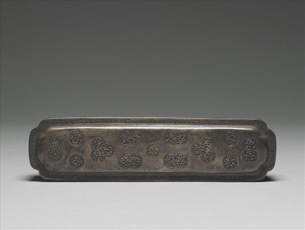 花果紋長方銀盒