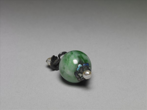翠玉珍珠鈕子