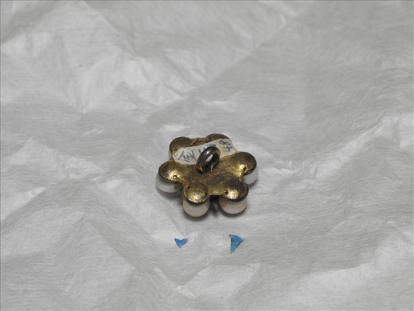 銅鍍金點翠嵌珠寶花卉鈕扣