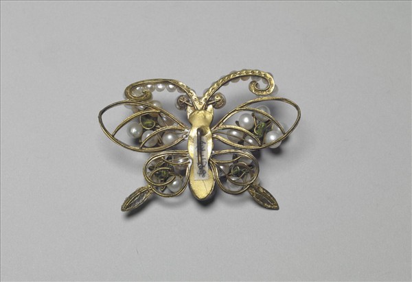 銀鍍金嵌珠寶點翠蝴蝶式帽正