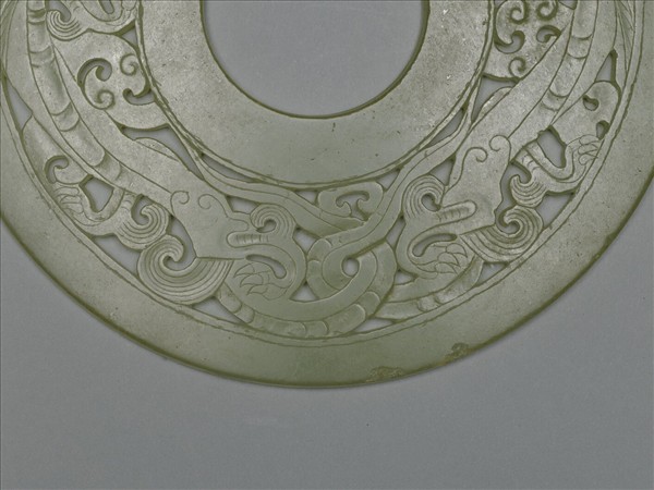 玉鏤空龍紋璧