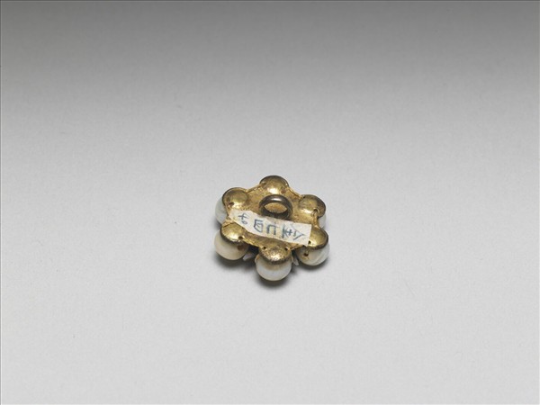 銅鍍金點翠嵌珠寶花卉鈕扣