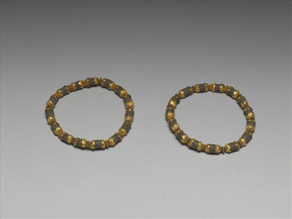 鍍金托蓮子形手鐲（一對）