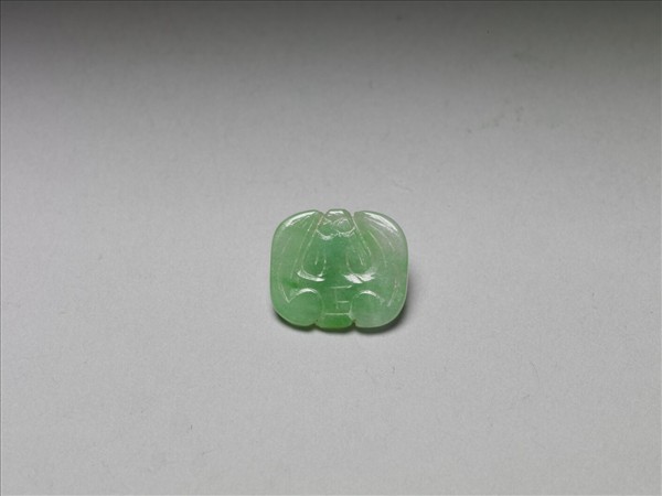 翠玉蝙蝠鈕扣