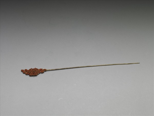 鍍金珊瑚珠囍字首簪